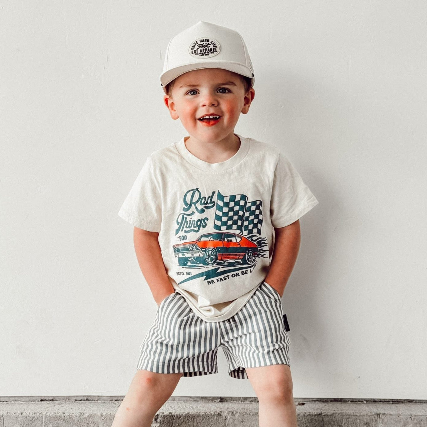 RAD THINGS 500 TEE