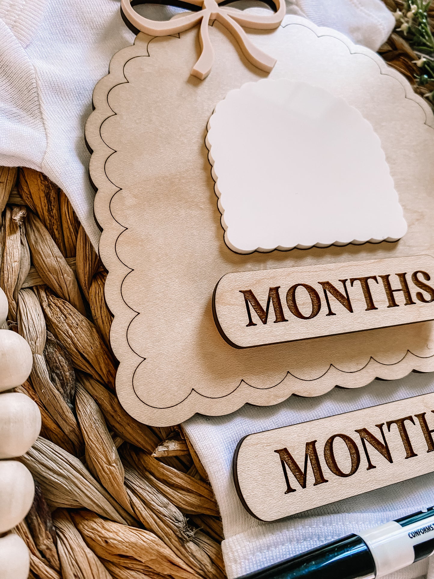 Dainty Bow Monthly Dry Erase Milestone Sign