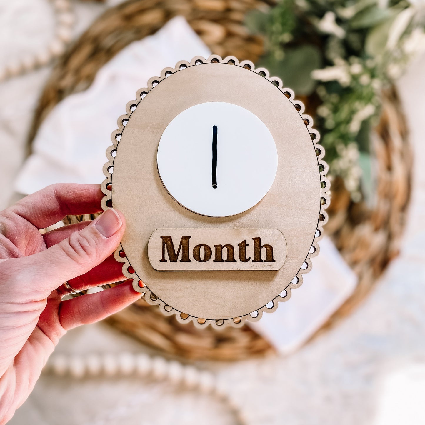 Scalloped Edge Dry Erase Milestone Sign