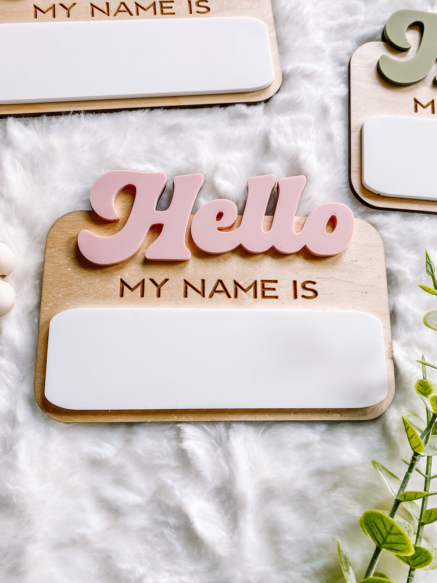 Dry Erase Hello My Name Is Sign - Retro Font