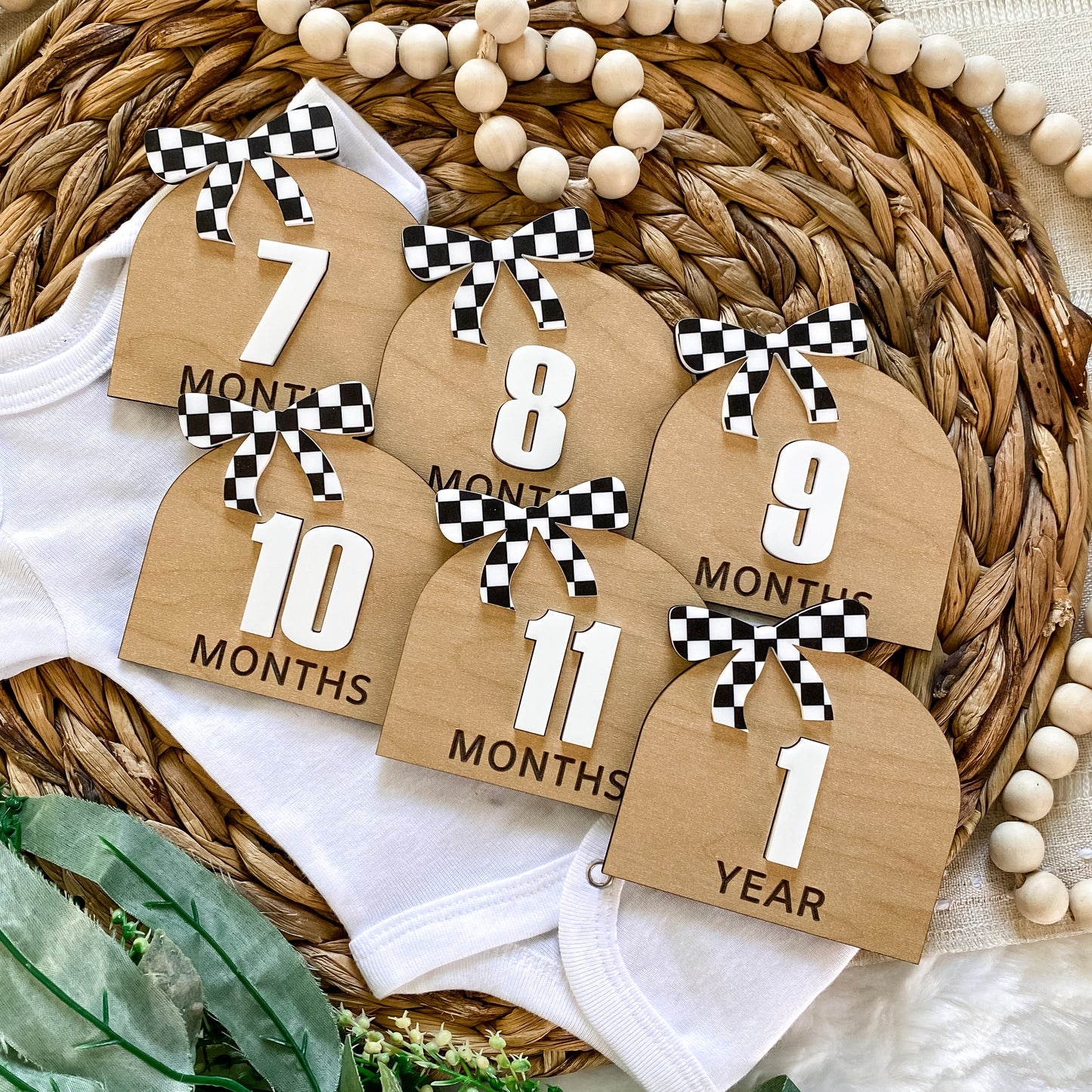 Checkered Bow 12 Piece Milestone Sign Set - Black