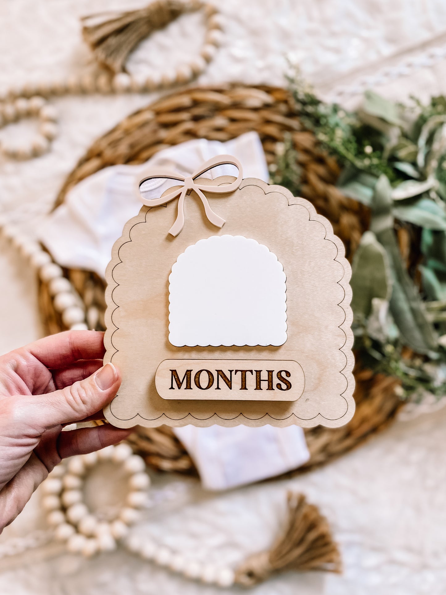 Dainty Bow Monthly Dry Erase Milestone Sign