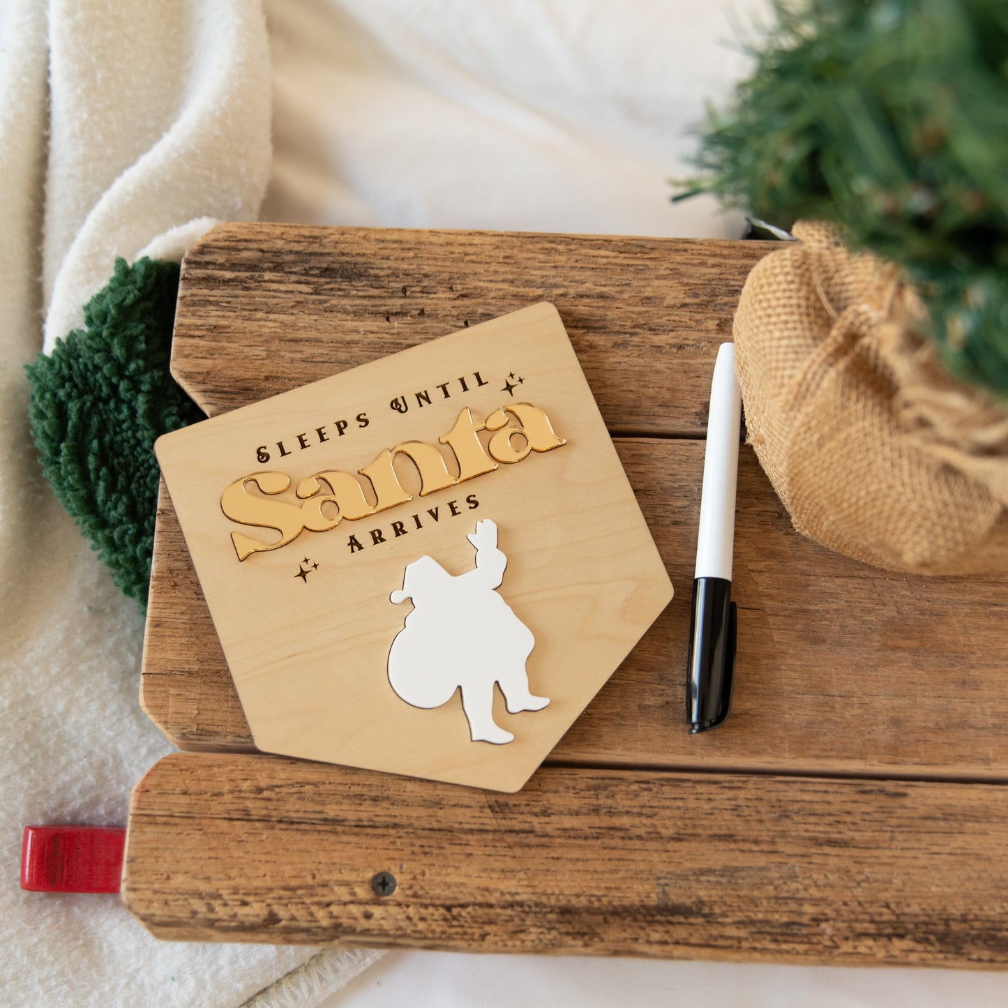 Sleepts Til Santa Comes Christmas Countdown - Gold