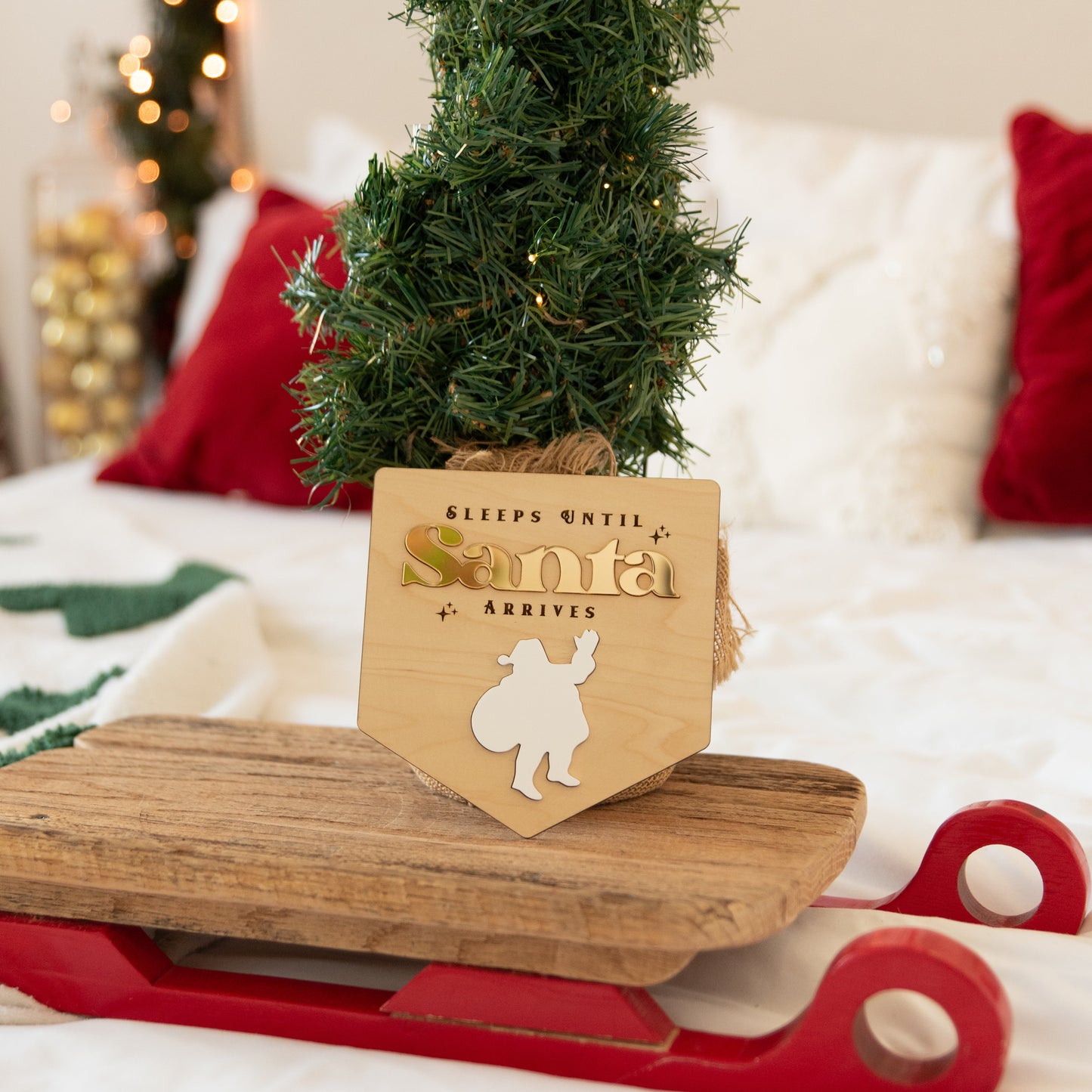 Sleepts Til Santa Comes Christmas Countdown - Gold