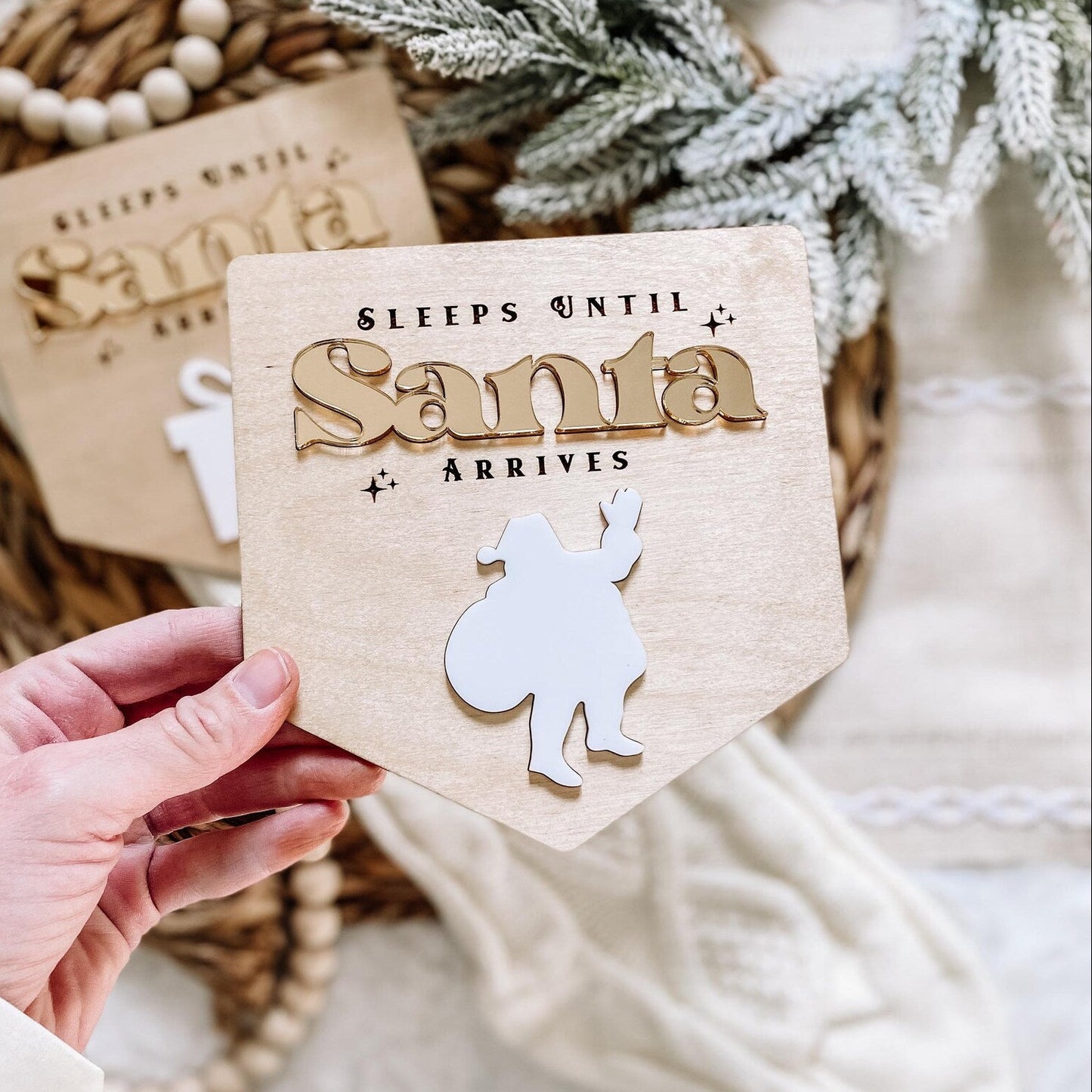 Sleepts Til Santa Comes Christmas Countdown - Gold